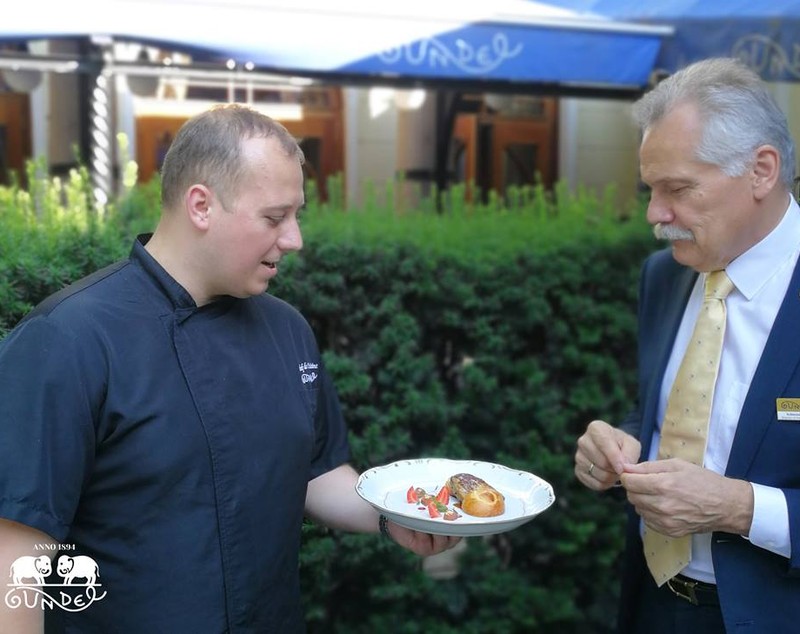 Cine sunt cei care îi organizează nunta lui Cristi Borcea. Emil pune totul la cale, Zsolt le prepară meniul de lux | FOTO