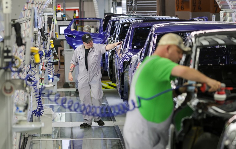 140.000 de angajați de la Volkswagen, în pericol să fie dați afară, îl vor lua la întrebări pe șef