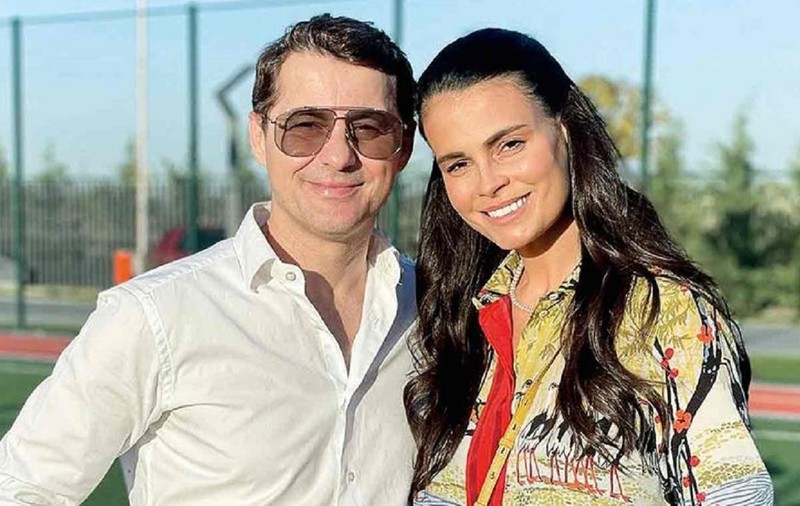 Anca Serea și Adi Sînă au împlinit 7 ani de căsnicie. Ce surpriză i-a pregătit cântărețul soției lui: „El este cu aniversările. Îmi doream să...”