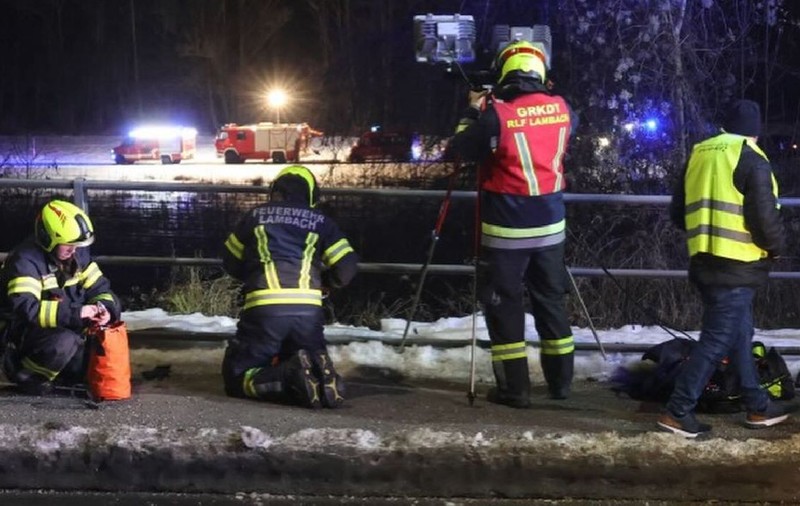 O femeie salvată cu alpiniștii după ce a căzut de la înălțime a refuzat spitalizarea și a cerut să fie dusă la bordel, în Austria