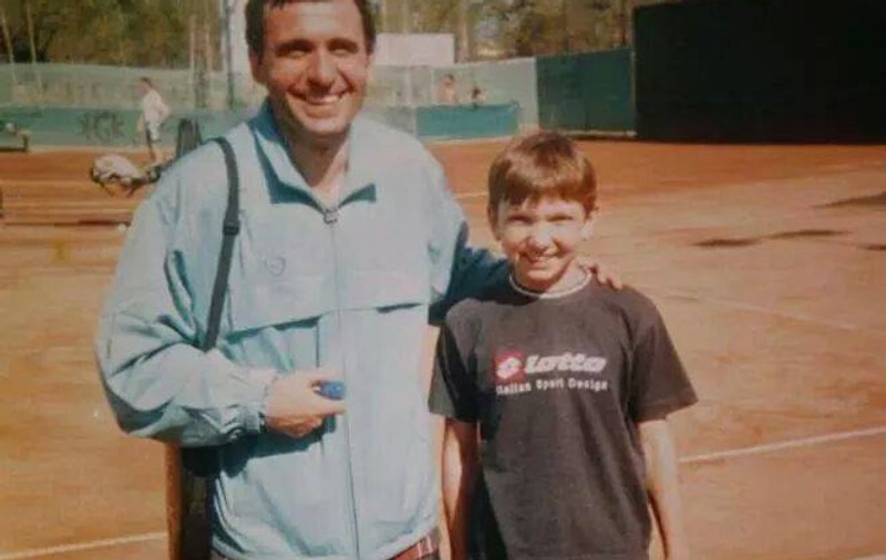 Ce semnifică gestul făcut frecvent de Simona Halep: \"Şi Hagi proceda la fel!\"