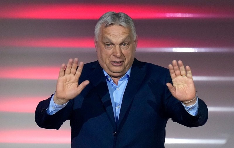 Fratele lui Viktor Orban, implicat într-un dosar de corupție: percheziții-fulger în patru locații și primele arestări efectuate de poliție