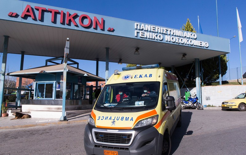 Presa greacă scrie că o turistă din România a murit în Halkidiki după ce ambulanța a întârziat mai mult de o oră