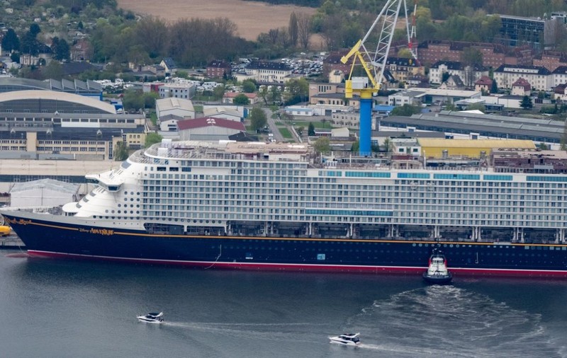 Cea mai mare navă de croazieră Disney cântărește 200.000 de tone și este aproape gata de prima călătorie I VIDEO