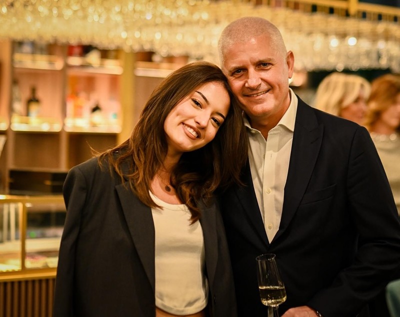 Dovada că situația dintre Sebastian Dobrincu și fiica lui Virgil Ianțu devine serioasă. Jasmine a mers acasă la milionar