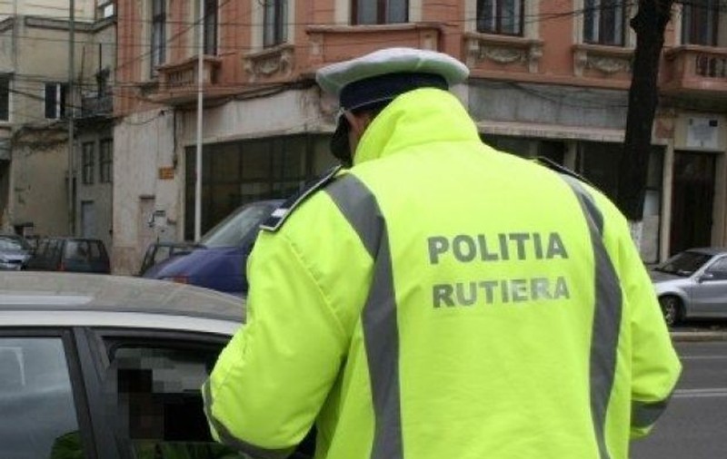 Vești bune pentru șoferi. Cei care încalcă legea și rămân fără permis, ar putea să îl recupereze mai repede