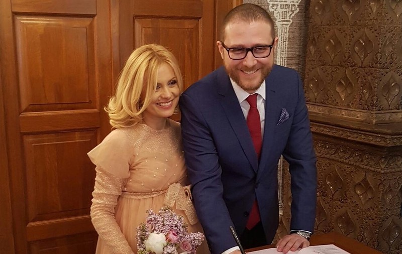 Anunțul făcut de Simona Gherghe după 8 ani de căsnicie. „Ceea ce îți imaginezi tu că va fi, nu prea are legătură cu realitatea”