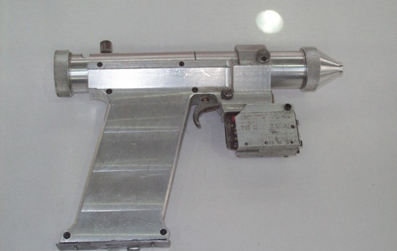 Pistolul Laser există de la mijlocul anilor '60. Iată dovada!
