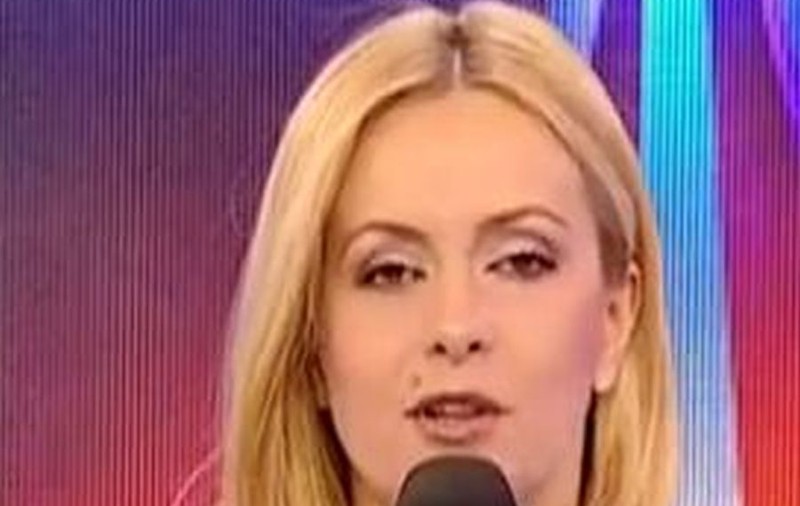 SIMONA GHERGHE a revenit la "Acces Direct"! Vezi care au fost primele ei cuvinte în platoul emisiunii!