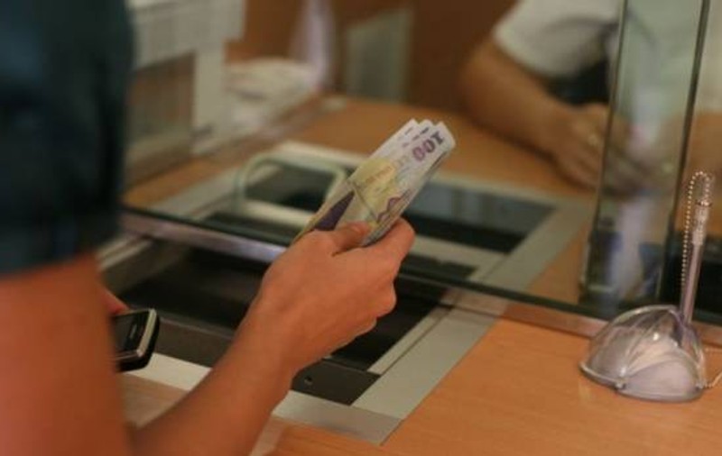 Românii, tot mai bun-platnici. Creditele neperformante au scăzut