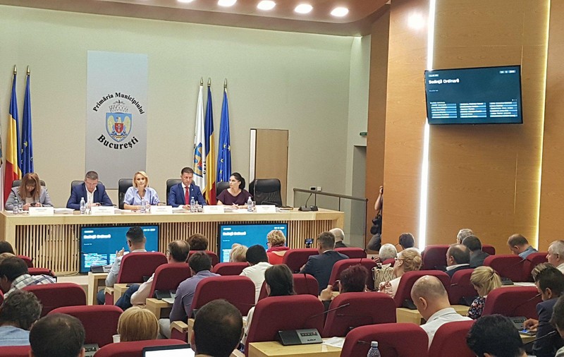 Aparate dentare gratuite pentru elevii din București. Ce prevede proiectul votat astăzi la Primăria Capitalei!