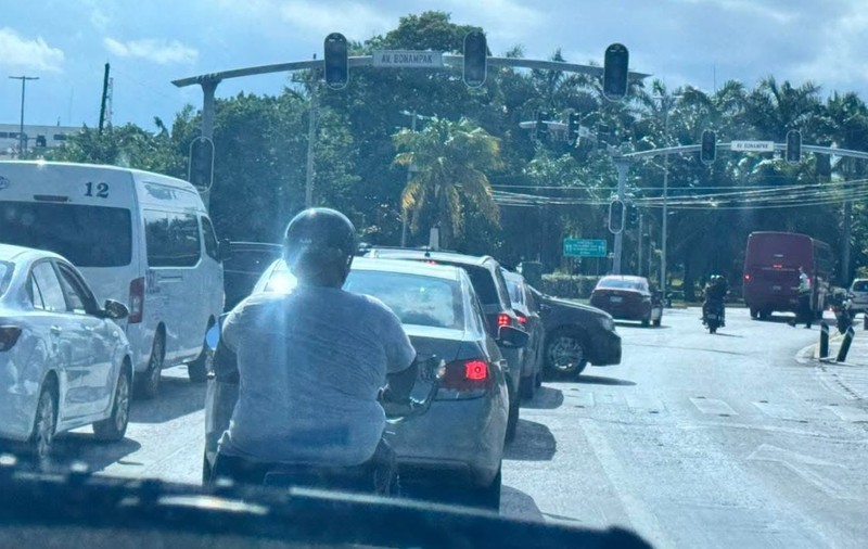 2,3 milioane de oameni au rămas fără electricitate și semafoarele nu au mai mers în sud-estul țării, din cauza unei pene de curent, în Mexic