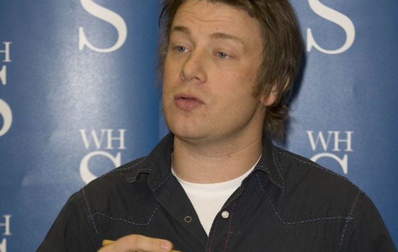 Jamie Oliver, nervos pe o jurnalistă care i-a spus că s-a îngrășat: "Bine că ai remarcat tu, curvo!”