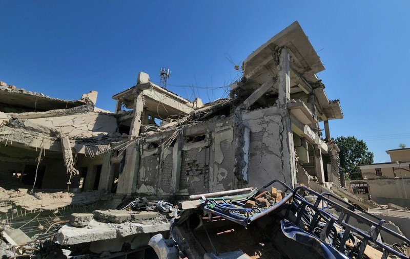 Cel puțin 13 persoane au murit în Pakistan, după ce a explodat un depozit de muniții
