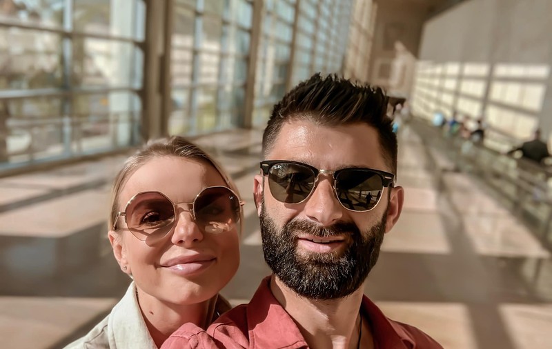 Jojo și Paul Ipate au plecat în Israel. Cum s-au pozat în aeroport. „Abia aștept să mă deconectez”