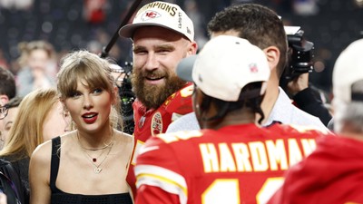 Travis Kelce Taylor Swift