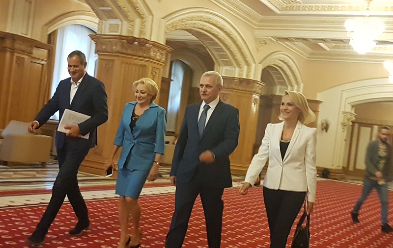 UPDATE. Ședința la PSD: Conducerea partidului, în stand-by cu mitingul pentru familia tradițională; Motivul: nu s-a promulgat legea referendumului