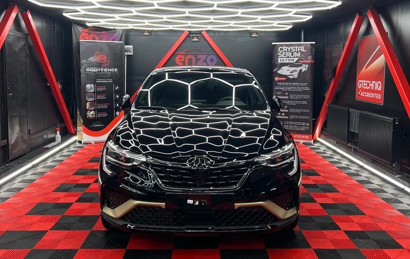 Protejează și personalizează-ți vehiculul cu servicii de colantări și folie auto în București