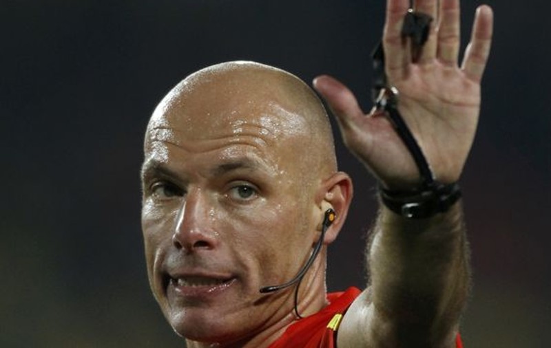 Arbitrul Webb a fost înlocuit de la meciul Uruguay - Ghana 