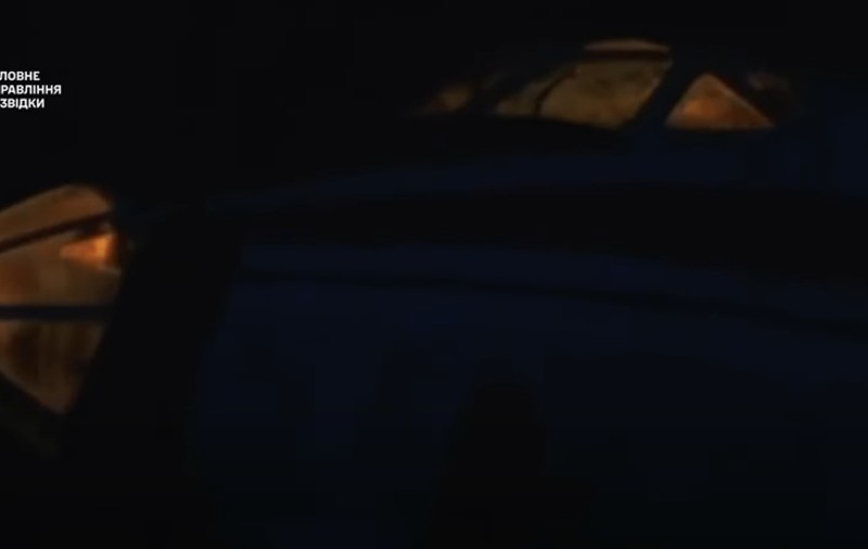 Ucrainenii au distrus un avion folosit de conducerea Ministerului rus al Apărării | VIDEO