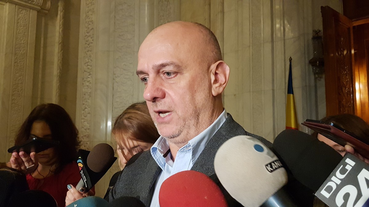 Sindicatele cer Avocatului Poporului să oprească reforma fiscală a Guvernului