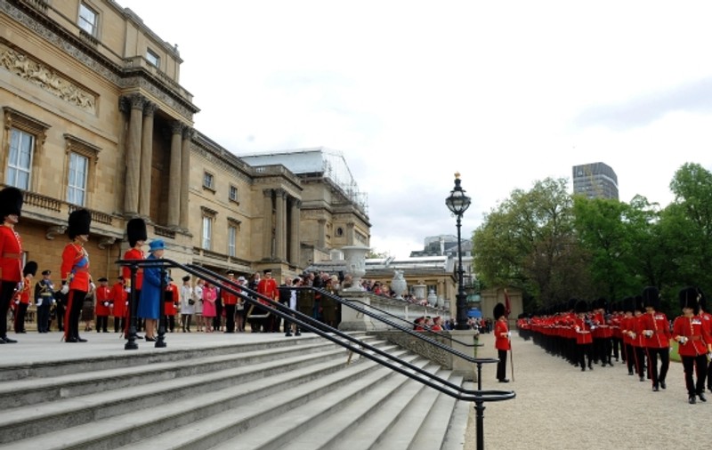 Un gardian de la Palatul Buckingham: ”Kate e o c***a fițoasă, o vacă!”