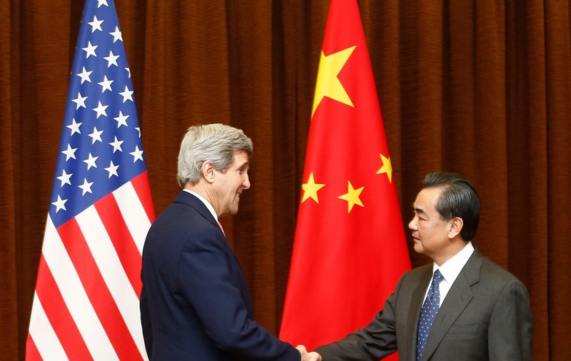 FAZĂ tare între POLITICIENI! John Kerry a întârziat la O ÎNTÂLNIRE cu un MINISTRU CHINEZ! REACŢIA lui... DE MILIOANE