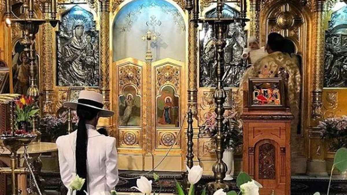 Adelina Pestrițu a pus pe toată lumea pe jar. S-a căsatorit cu Virgil?