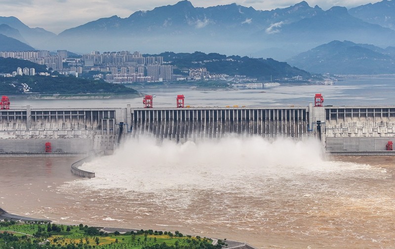 China va construi un baraj de trei ori mai mare decât cel mai mare baraj din lume