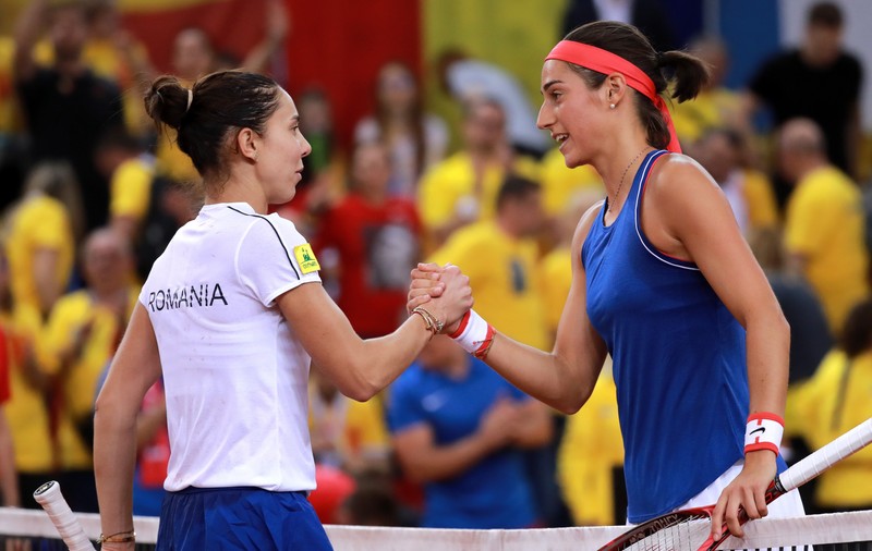 Mihaela Buzărnescu, fără speranță cu Caroline Garcia. Franța a egalat România