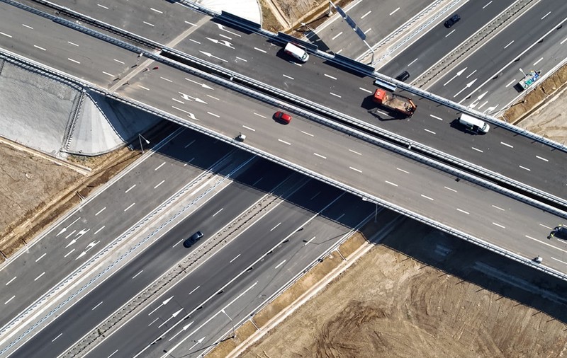 Săptămâna viitoare se deschide circulația pe încă 10 km din A0 Sud: „Vor merge pe autostradă direct până la Constanţa”