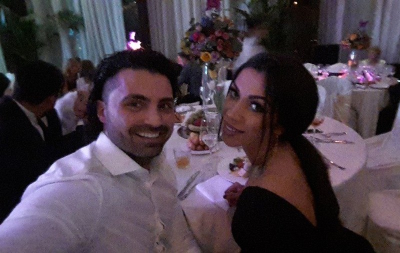 Soţia lui Pepe a atras toate privirile la un botez la care a fost naşă. Cum s-a îmbrăcat Raluca la petrecere