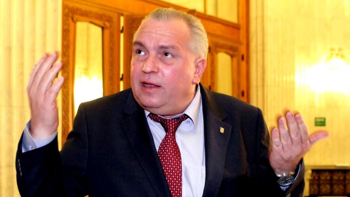 Nicușor Constantinescu ar fi chemat ambulanța la Penitenciarul Poarta Albă