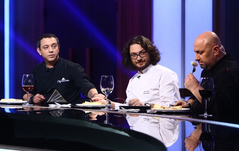 Concurente surpriză la Chefi la cuțite. Cei trei jurați nu se așteptau la o așa apariție
