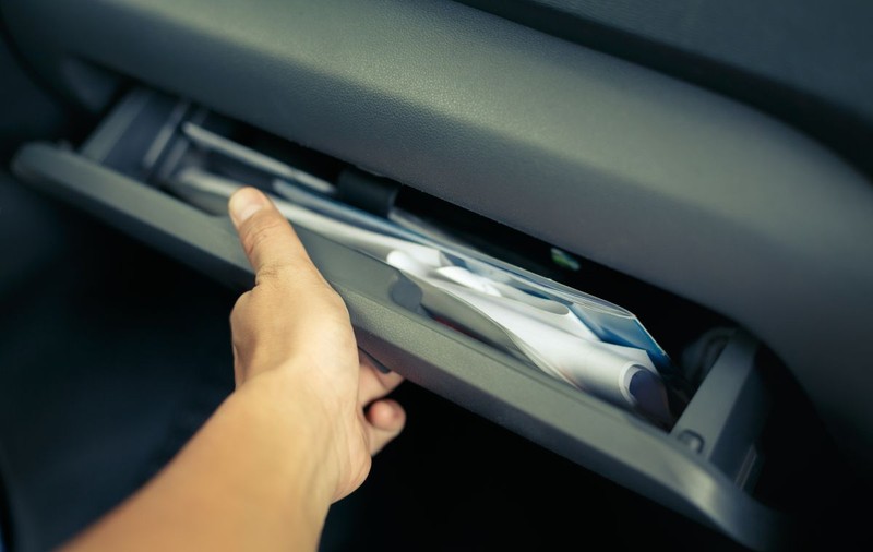 Ce faci dacă ai pierdut, ai deteriorat sau ți-a fost furată Cartea de Identitate a Vehiculului (CIV)