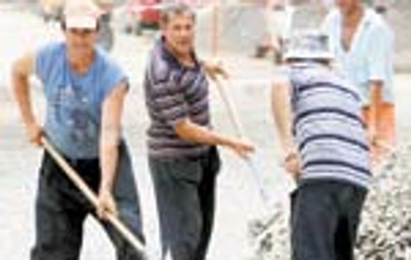 'Vor fi reparate mai multe strazi'