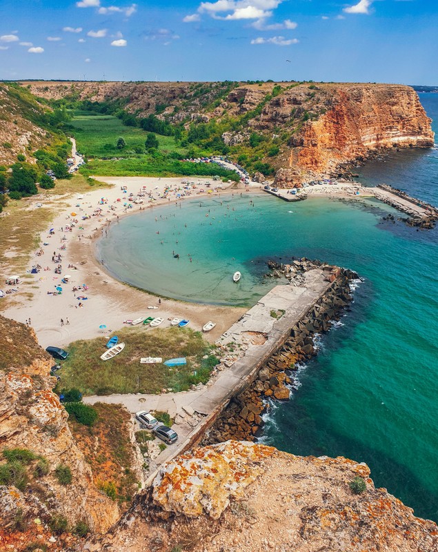 Plaja sălbatică aflată la doar o oră de Constanța, cu nisip fin și ape turcoaz ca în Grecia: „Este un colț de rai”
