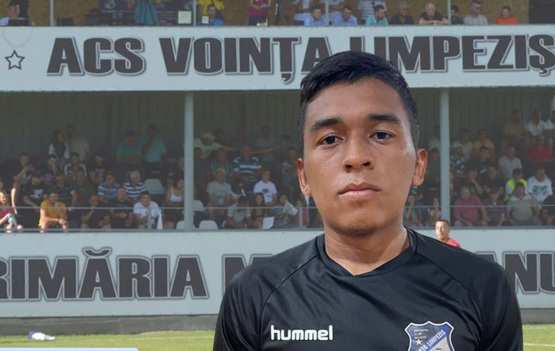 Un sud-american pe post de român U19 a fost introdus pe teren în Liga a 3-a, după ce i s-a spus arbitrului că e surdomut și analfabet