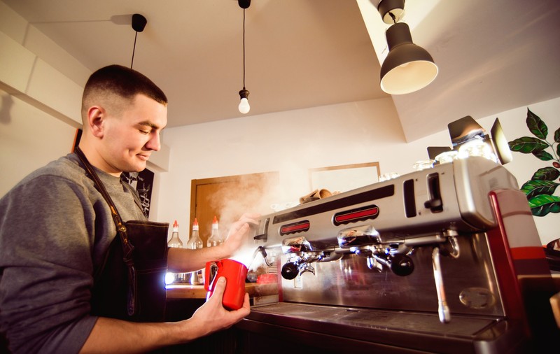 Ce este un barista și cum poți face această meserie
