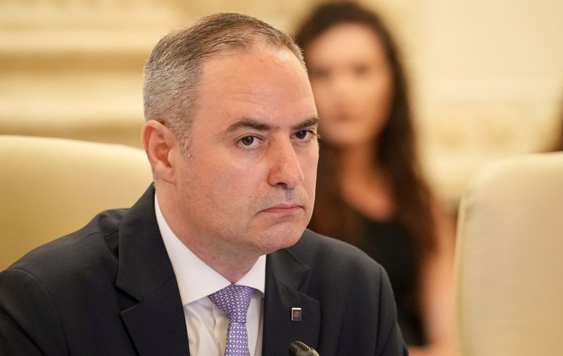 Ce se întâmplă cu pensiile și salariile. Anunțul făcut de Alexandru Nazare după discuțiile cu protestatarii din Ministerul Finanțelor