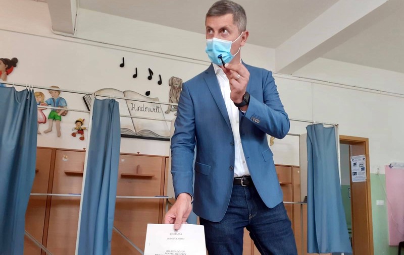 Dan Barna, mesaj pentru alegători să iasă la vot: În București, peste tot lupta e foarte strânsă