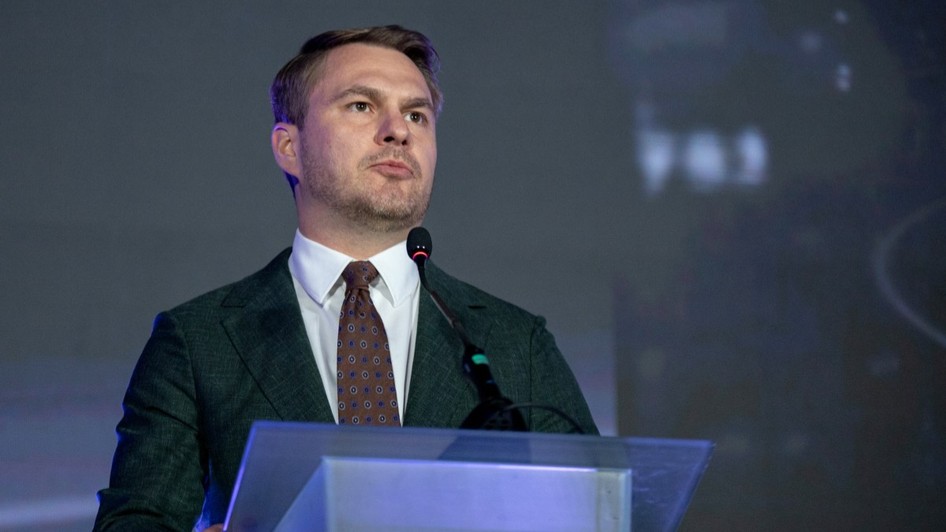 Ruslan Kravchenko, Procurorul General al Ucrainei, în timpul unei conferințe de presă
