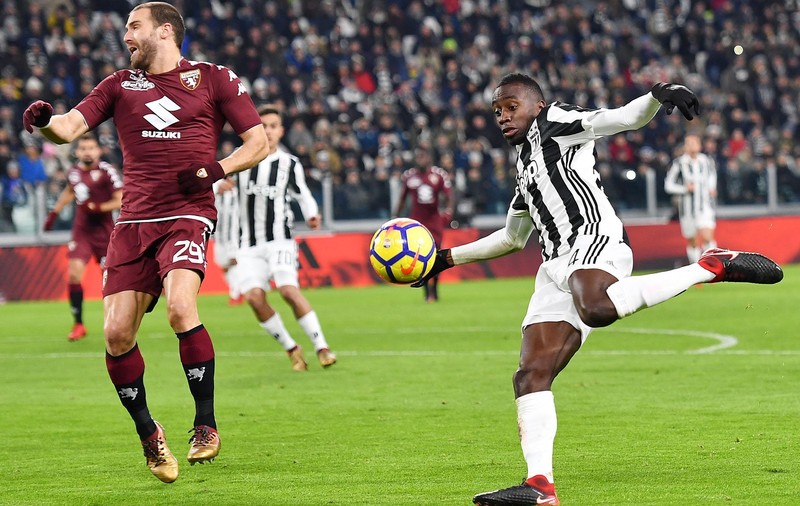Încă un fotbalist de la Juventus Torino a fost diagnosticat cu coronavirus