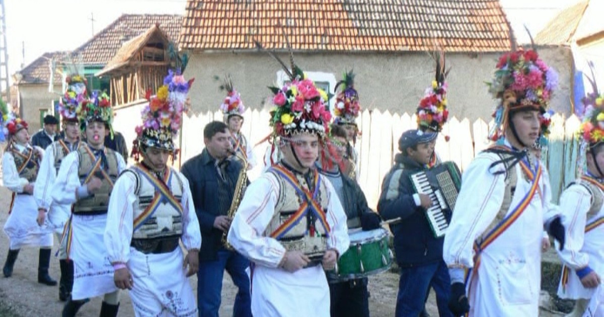 Tradiții în Ardeal: "Butea feciorilor ", un obicei de Crăciun păstrat de sute de ani în judeţul Alba