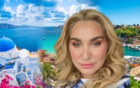 Ioana Timofte si vacantele de lux, Santorini, Mallorca, Antalya Sursa foto Shutterstock copy