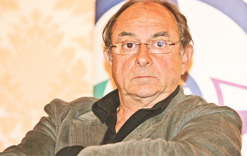 Economistul Ilie Şerbănescu crede că în 2013 românii o vor duce foarte greu: "Abia anul acesta vom înţelege ce e sărăcia"