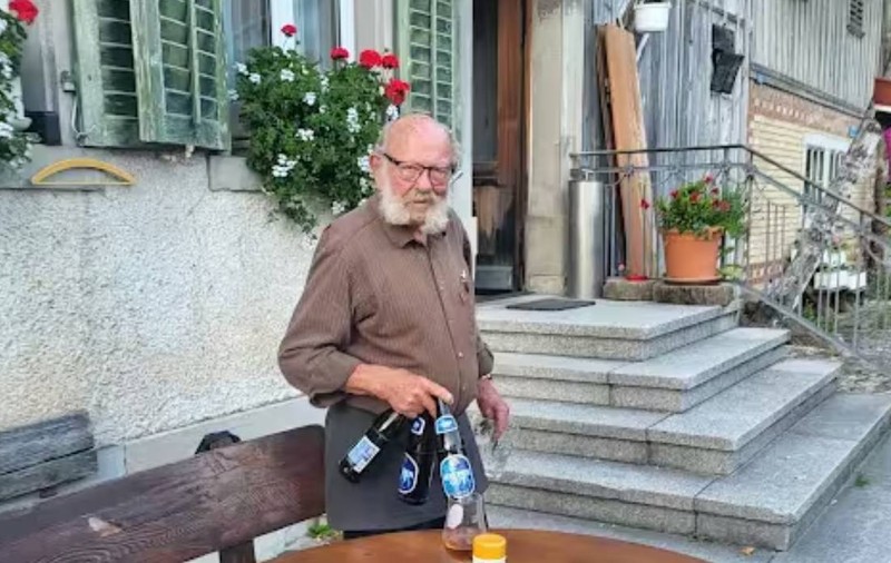 Un pensionar își vinde afacerea de-o viață pentru 930.000 de euro: „Cine știe ce mi se va întâmpla?”