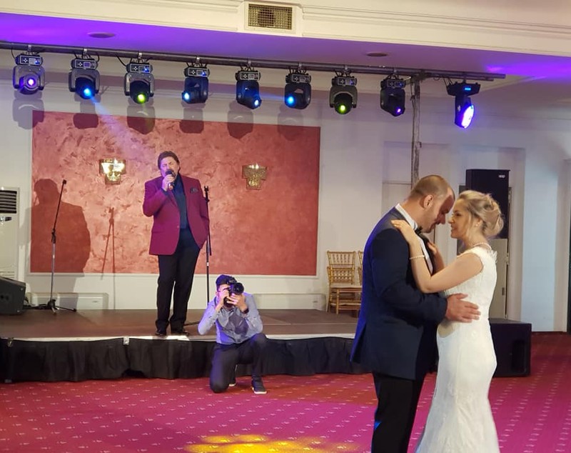 Adrian Daminescu și-a însurat fiul adoptat. La nuntă au cântat marii artiști ai generației de aur | FOTO