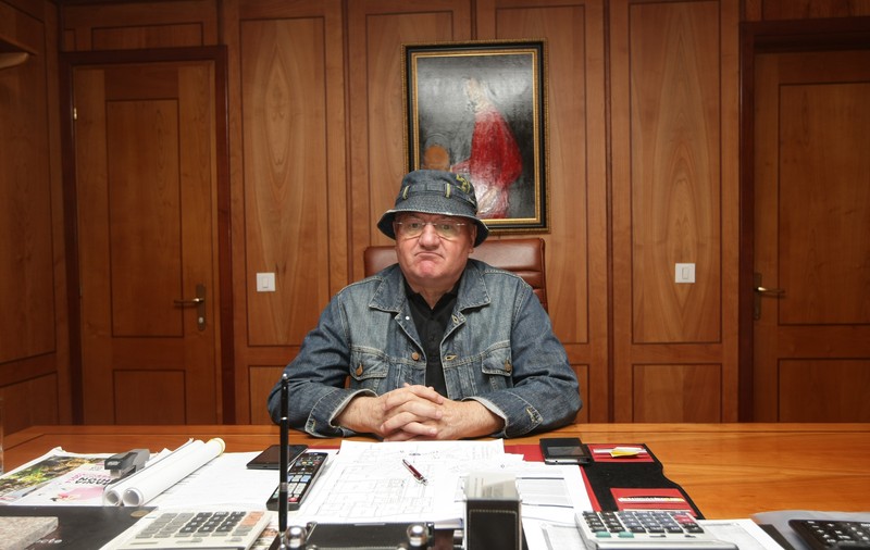 Dumitru Dragomir studiază istoria antică, imediat ”după ce l-au ”mierlit” boierii pe Burebista”