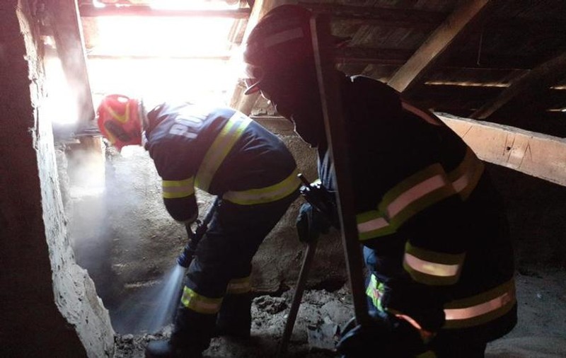 Incendiu la o şcoală din județul Arad. Elevii și profesorii au fost evacuați